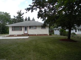 14541 Schreiber Rd, Maple Heights, OH 44137