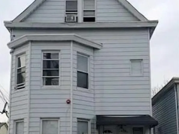 301 Burhans Ave APT 1, Haledon, NJ 07508