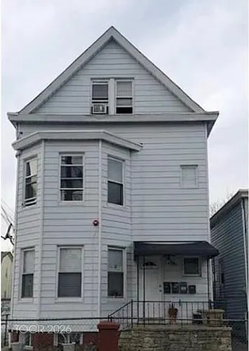 301 Burhans Ave Photo 1