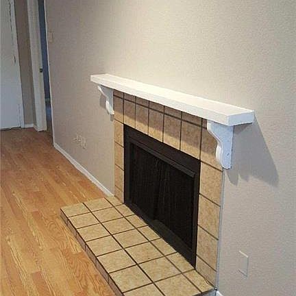 4th image of 2726 Parkchester Dr