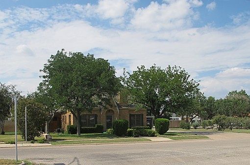 2nd image of 507 Washington Blvd