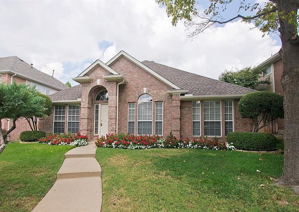1st image of 2409 Deer Horn Dr