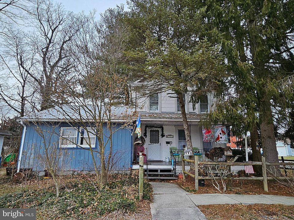 1st image of 312 N 4th St