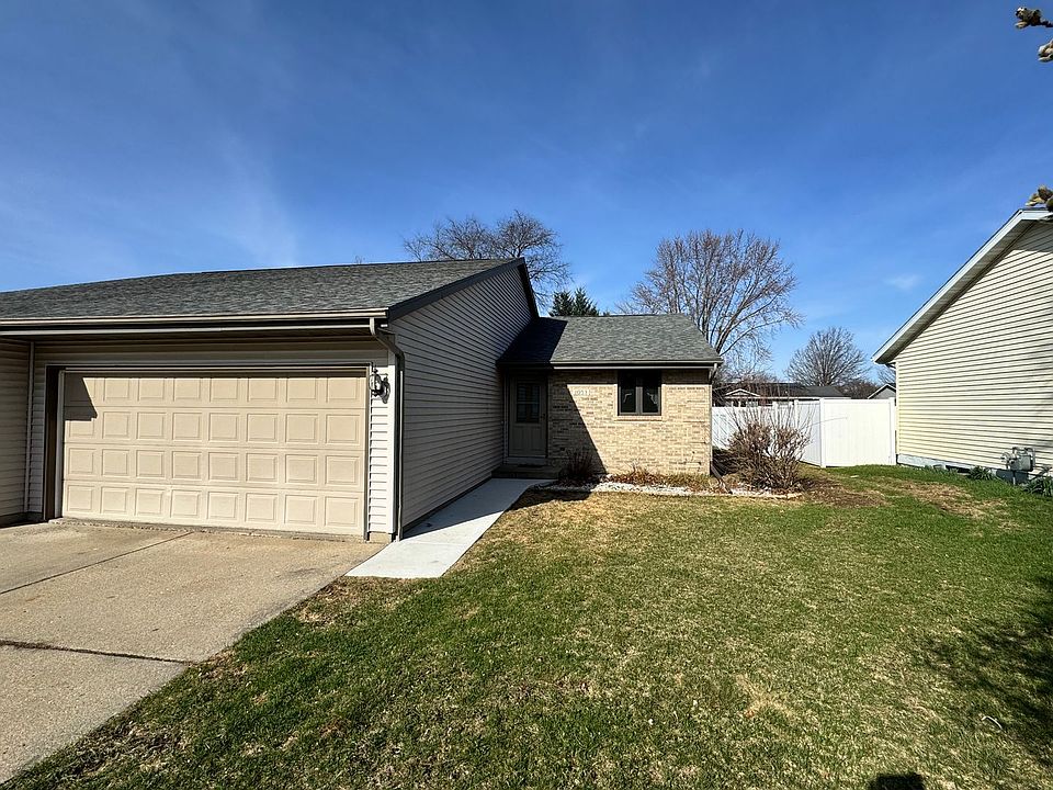 1st image of 1053 N Wuthering Hills Dr