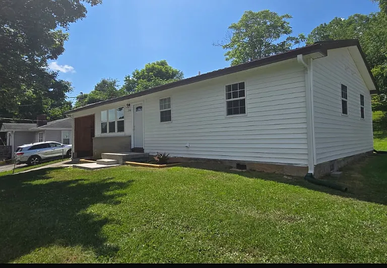 2540 Volunteer Pkwy — Photo 27