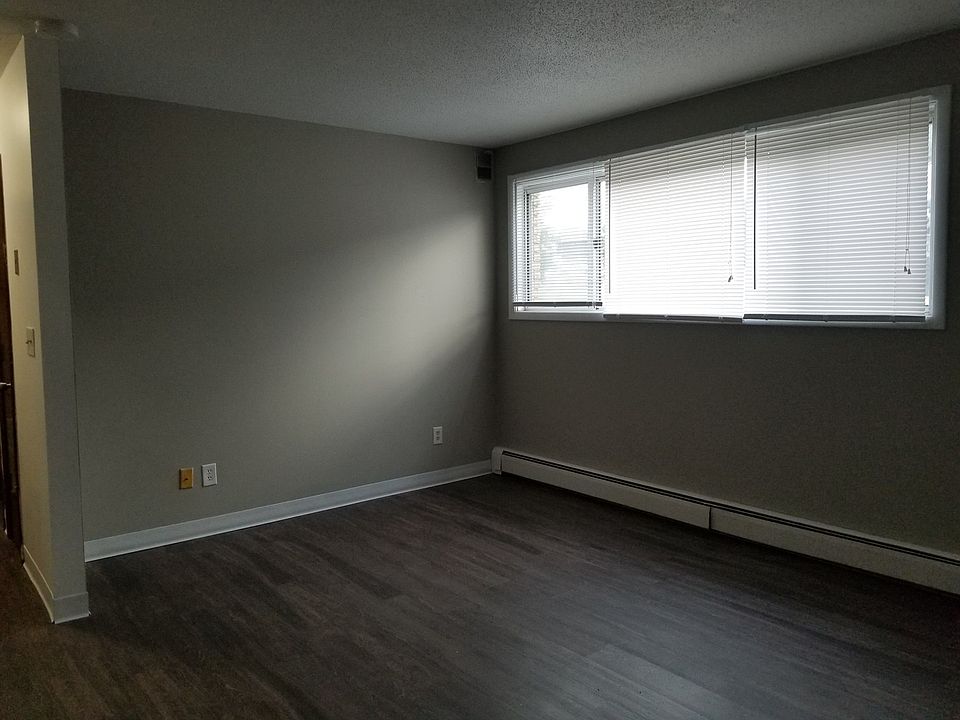 1st image of 2035 9th St APT 3