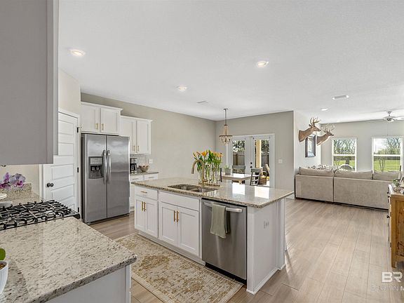 4th image of 9396 Swan Point Rd