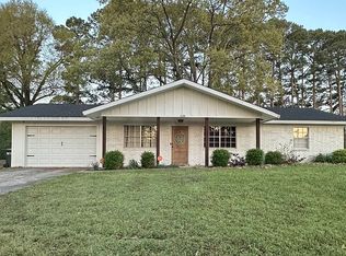 605 Clara Dr, Conway, AR 72034