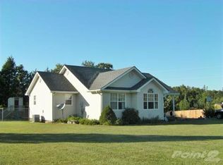 920 Muddy Creek Rd S, Berea, KY 40403