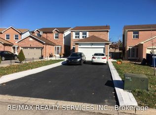 26 Swennen Dr #Basement, Brampton, ON L6V 4E3
