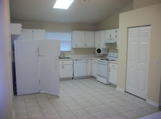 9030 NW 18th Pl, Gainesville, FL 32606