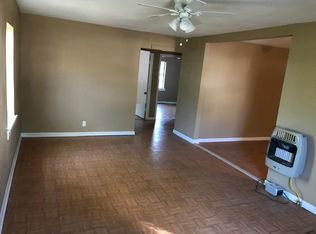 860 4th St SW, Paris, TX 75460