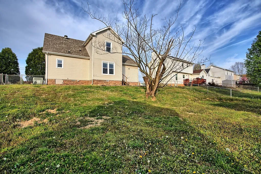 Building Photo - Cobblestone Ln