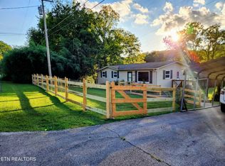 4818 Wheeler Rd, Louisville, TN 37777