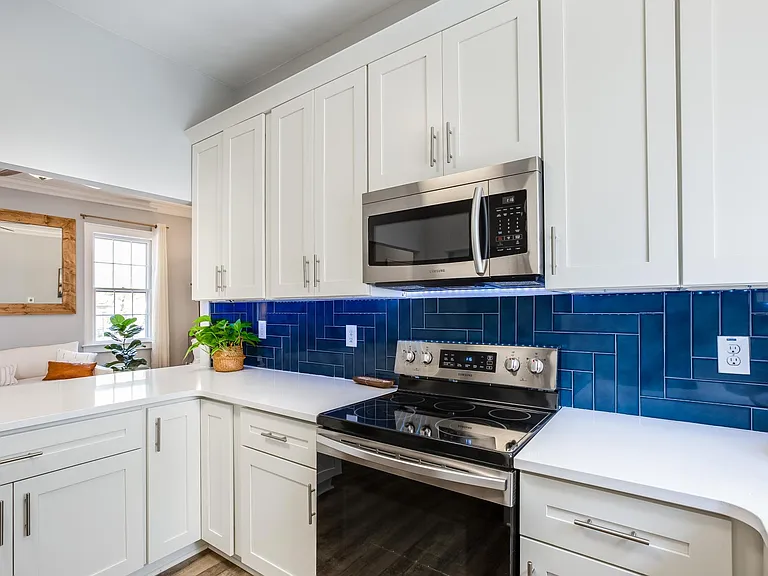 400 Dinwiddie St #1 — Photo 7