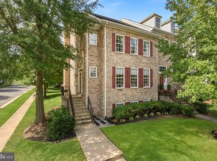 401 Leeds Ridge Ct, Purcellville, VA 20132