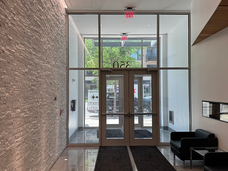 350 N Main St #605 — Photo 17