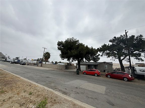 2nd image of 10453 Calabash Ave
