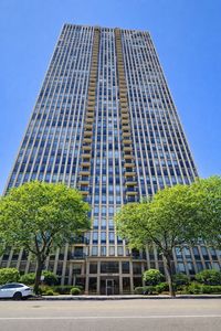1660 N La Salle Dr APT 2508, Chicago, IL, 60614