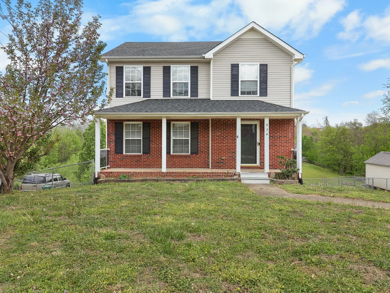 934 Hedge Apple Drive - 1 — Photo 1