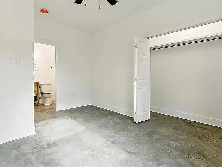 310 Riess Pl — Photo 8