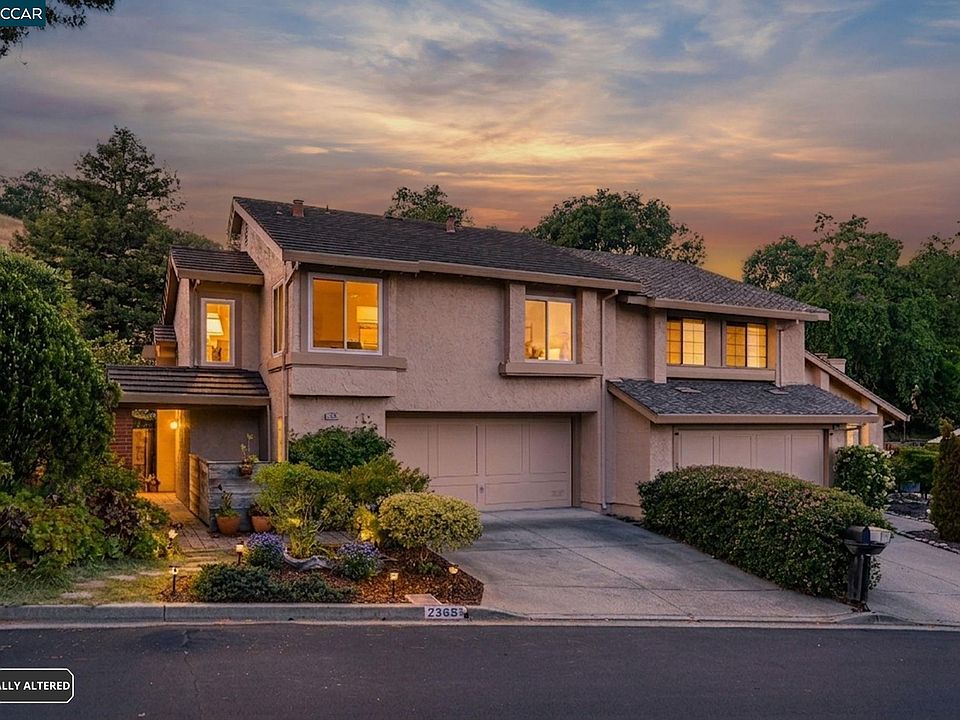 1st image of 2365 Sweetwater Dr