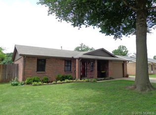 13672 S Hickory Pl E, Glenpool, OK 74033