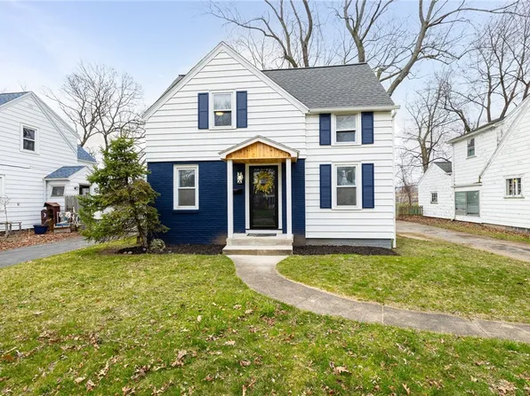 494 Oakwood Rd, Rochester, NY 14616