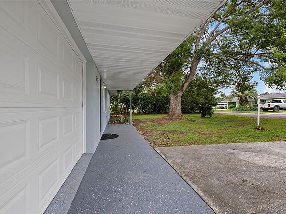 3rd image of 5900 AVOCADO STREET