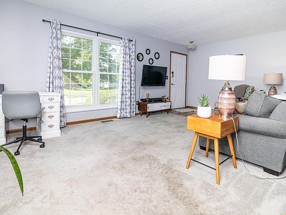 5th image of 3355 Darby Glen Blvd