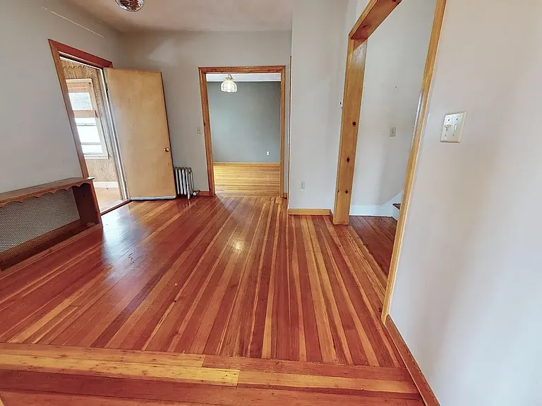 27 Princeton St #2 — Photo 8