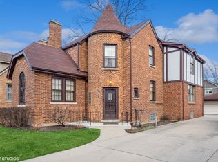 6625 N Loleta Ave, Chicago, IL