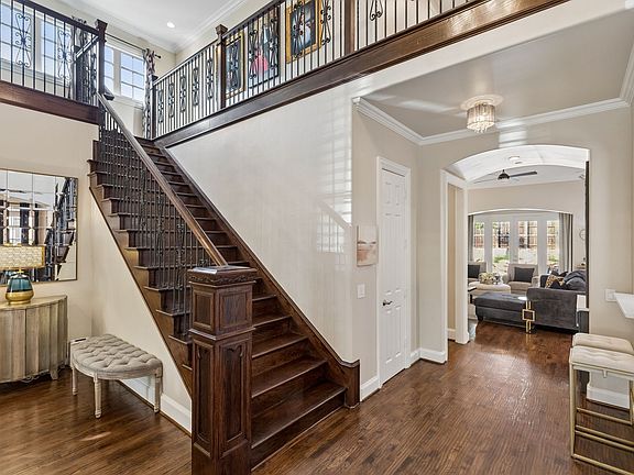 5th image of 5880 Shady Oaks Dr