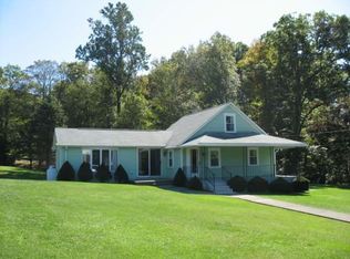 384 Kooser Rd, Mill Run, PA 15464