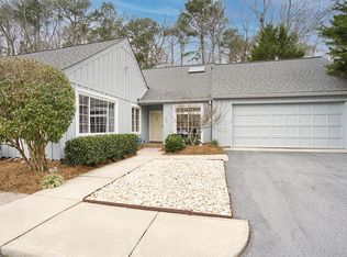 155 Woodridge Rd APT 303, Greenwood, SC 29646