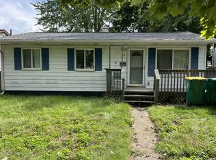 1276 Rambling Rd, Ypsilanti, MI 48198