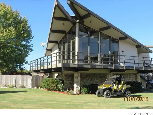 21701 W 14th St S, Sand Springs, OK 74063