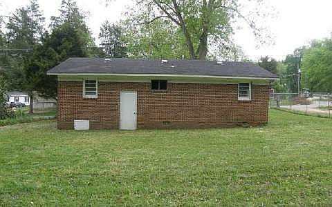 2nd image of 401 Willie Bailey Dr