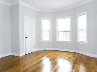 11 Woodside Ave #1F, Jamaica Plain, MA 02130