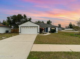 2840 Staten Dr, Deltona, FL 32738