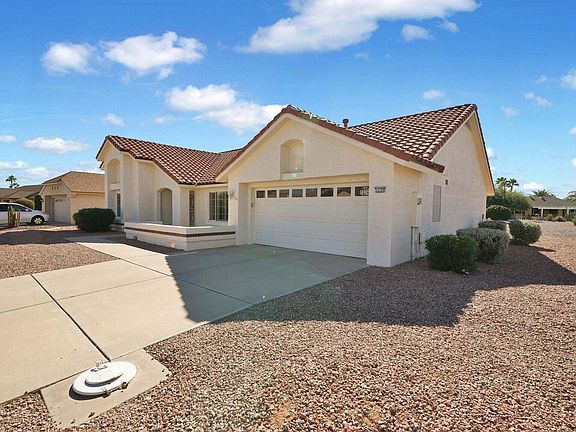 3rd image of 13729 W Whitewood Dr