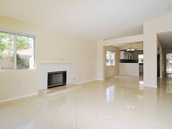 3rd image of 18080 Fairview Dr