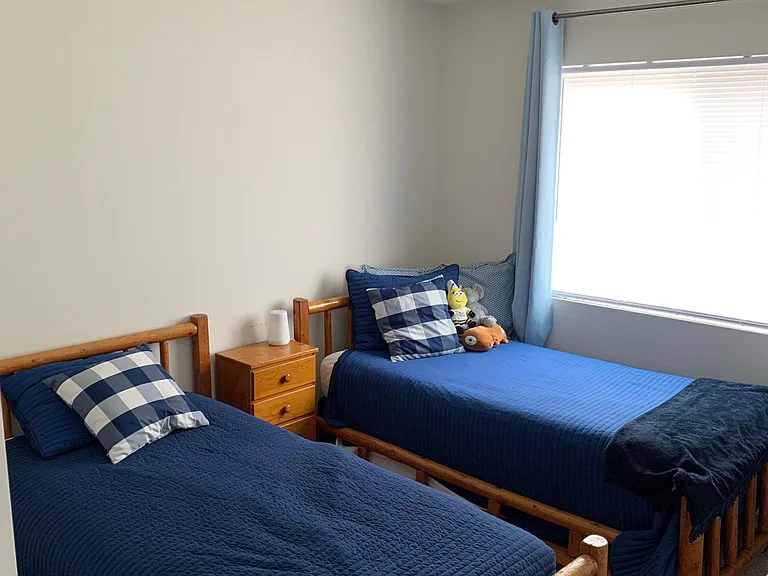 1462 Manning Ave — Photo 24