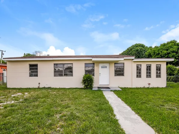 3270 NW 177th Ter, Miami Gardens, FL 33056