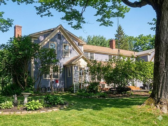 5th image of 109 Sahagian Road