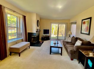 1 Malibu Dr, Eatontown, NJ 07724