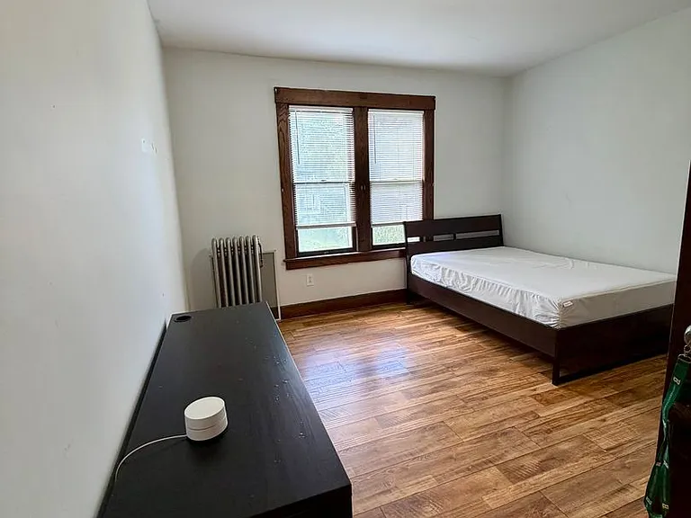 36 Farr Ave — Photo 10