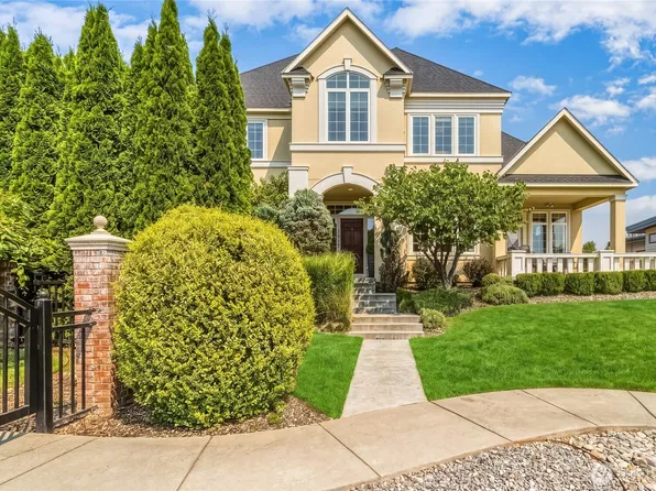 1017 SE Crestlane Drive, College Place, WA 99324