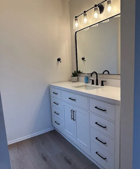 Master vanity