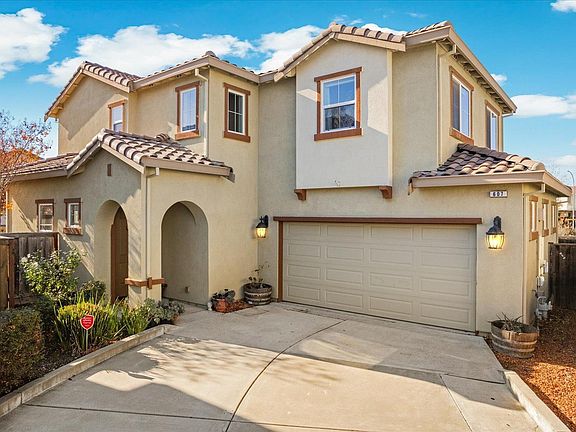 5th image of 607 Embassy Circle